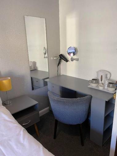 The Black Swan Hotel