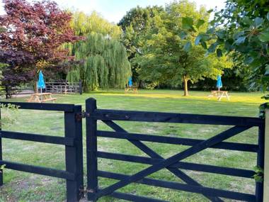 Tranquil 2-Bed Barn in Brundish Woodbridge