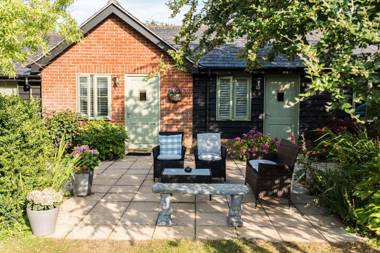 The Foxes Den Coffee House and Rooms