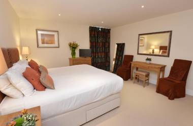 Highland Apartments by Mansley