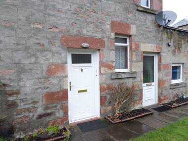 Jane's Cottage Free Parking