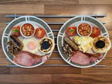 Corunna Bed & Breakfast and Garden Cottage