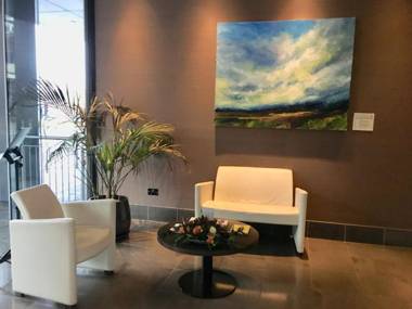 301 Riverview Apartment