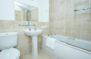 Old Ferry Boat by Greene King Inns