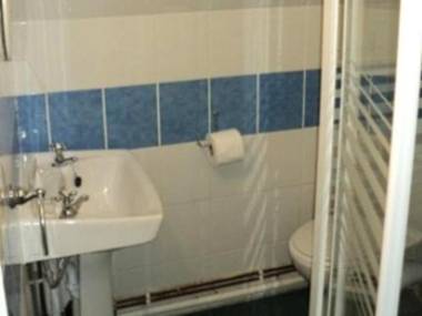 Three Horseshoes Inn