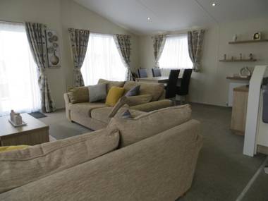 Lodge Hill Manor Park