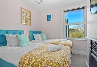 Beach View House By My Getaways