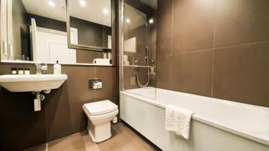Modern & Spacious Studio & One Bedroom Apartments in Heathrow