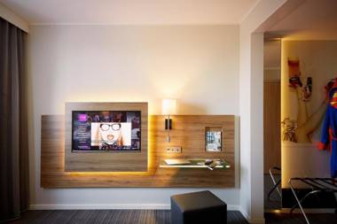Moxy London Heathrow Airport