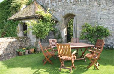 Amberley Castle- A Relais & Chateaux Hotel
