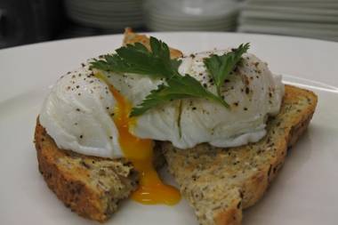 Magpies Restaurant with Rooms