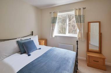 Host & Stay - 57 Woodland View