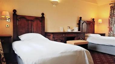 Bella Vita Hotel & Restaurant