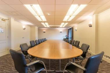 Thistle London Heathrow Terminal 5