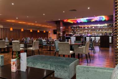 Renaissance London Heathrow Hotel