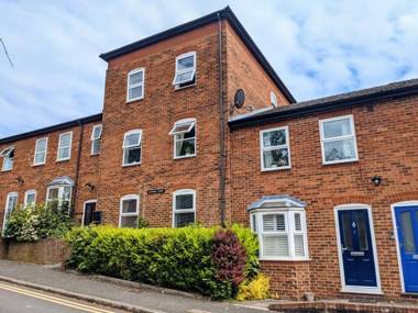 Saffron Court by Wycombe Apartments - Apt 12