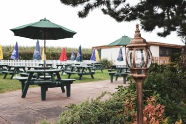 Three Horseshoes Inn