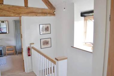 Hampton Wafre Cottage