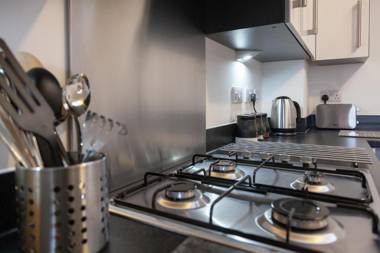 The Robin Coach House by RentMyHouse