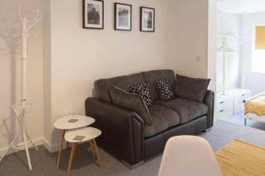 Victory Apartment by RentMyHouse