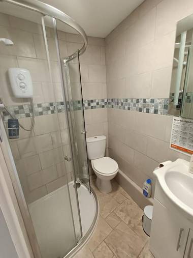 Charming 1-Bed Cottage in Mullion