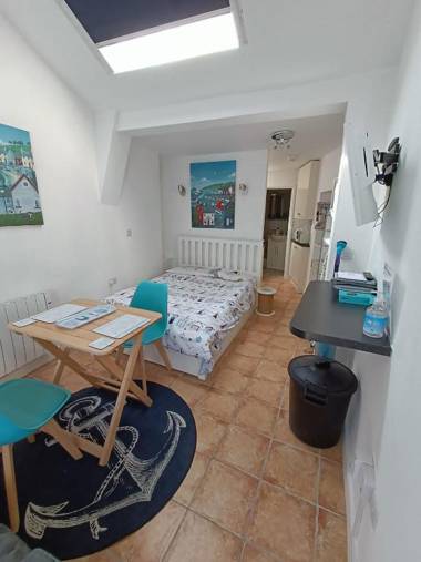 Charming 1-Bed Cottage in Mullion