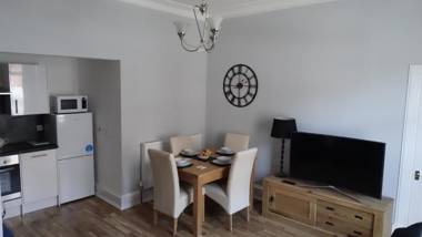 Portum -John St Apartment