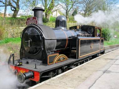 Bronte Railway Cottage at Haworth