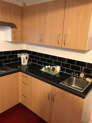 Hatfield Sleepover LOW RATES