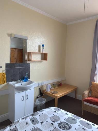 Brafferton Guest House