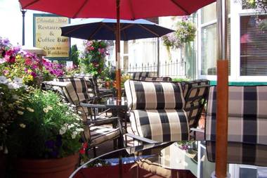 Dovedale Hotel and Restaurant