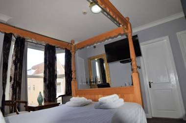 Dovedale Hotel and Restaurant