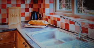 Little broad 2 bed cottage in tranquil setting