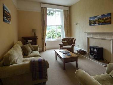 White Moss Wood Close