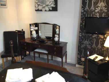 Three Bridges Bed & Breakfast