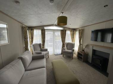 Abingdon at Stewarts Lodge 14