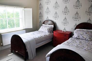 Bove Town House Apartments