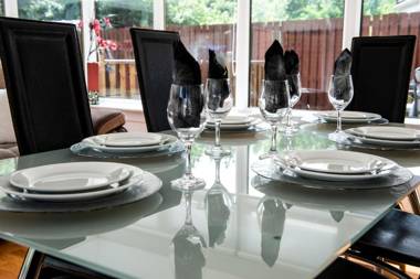 No.17 Serviced Apartment