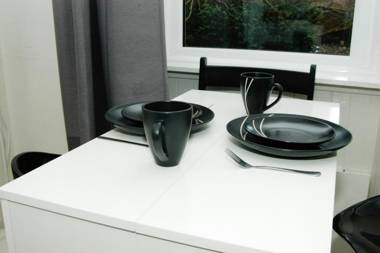 Elder Park Apartments