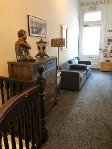 Renfrew rooms at City Centre