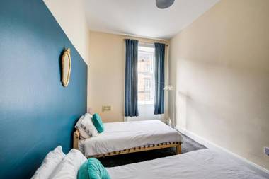 Perfectly Situated Glasgow 2 Bed Apartment