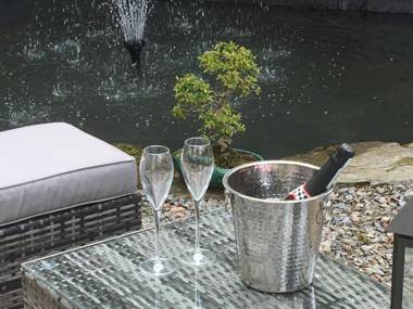 TRETHEWEY GUEST HOUSE