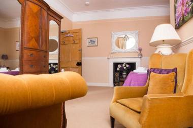 Priskilly Forest Country House