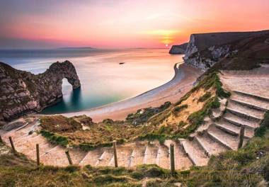 Luxury Pamper Home Hot Tub & Sauna Ladies Retreat