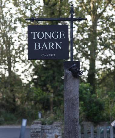 Tonge Barn