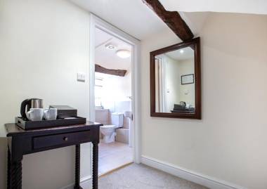 The Bishops Table Hotel