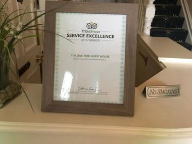 Oak Tree Guest House