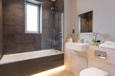 Farnborough Boutique Apartments By Flying Butler