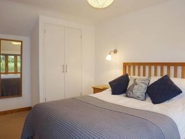 The Old Log Shed Buckerell