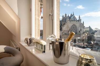 Cathedral View - Exclusive Private Apartment
